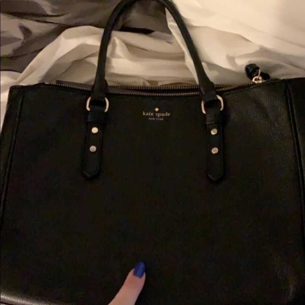 Authentic Kate spade pebble bag, clean